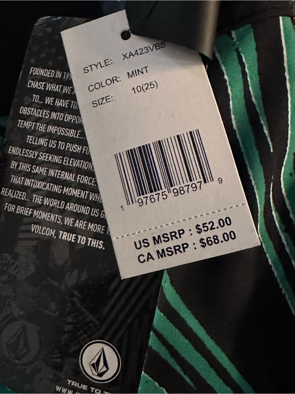 Volcom Swim Trunks size 25 (10) NWT